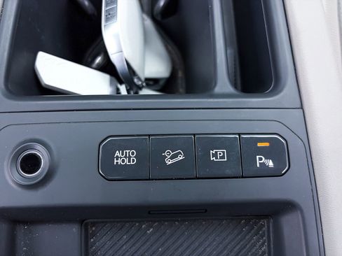 Used 2024 Kia EV9 Wind image 31