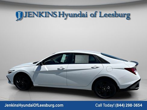 New 2026 Hyundai Elantra SEL Sport Premium FWD image 10