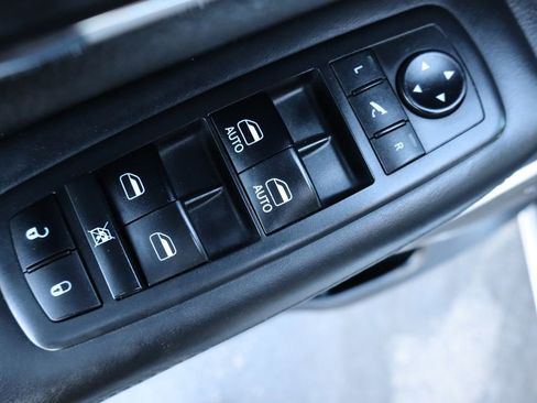 Used 2018 Jeep Grand Cherokee Summit w/ Platinum Series Group image 27