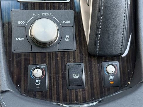 Used 2017 Lexus LS 460 L image 20