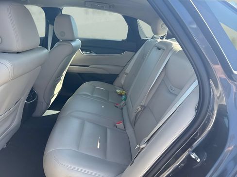 Used 2018 Cadillac XTS FWD image 9