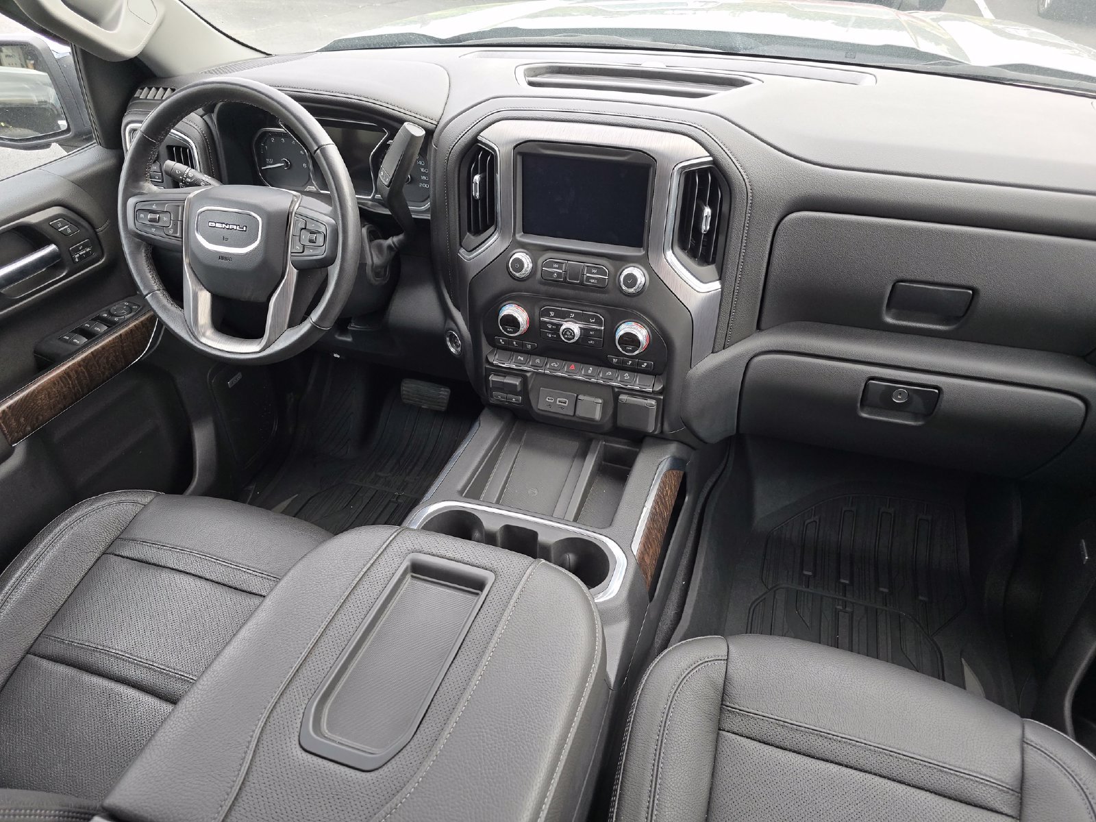 Used 2019 GMC Sierra 1500 Denali w/ Trailer Camera Package AWD/4WD image 16