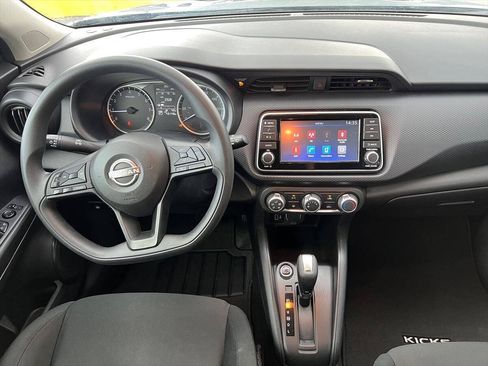 Used 2024 Nissan Kicks S FWD image 10