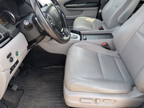 Used 2016 Honda Pilot Touring image 9