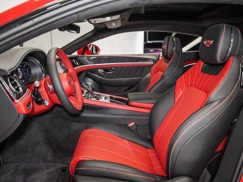 Certified 2024 Bentley Continental GT V8 AWD/4WD image 15