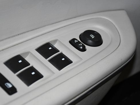 Used 2012 GMC Acadia SLT AWD/4WD image 30
