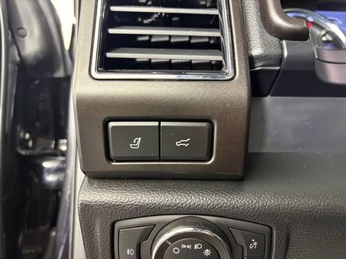 Used 2021 Ford Expedition Max Limited RWD image 17
