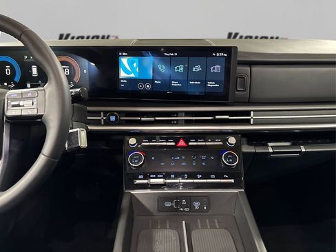 Certified 2025 Hyundai Santa Fe SEL image 20