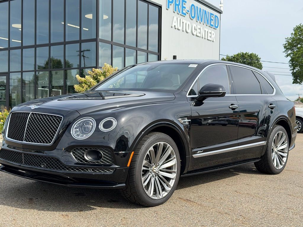 Used 2020 Bentley Bentayga Speed AWD/4WD image 1