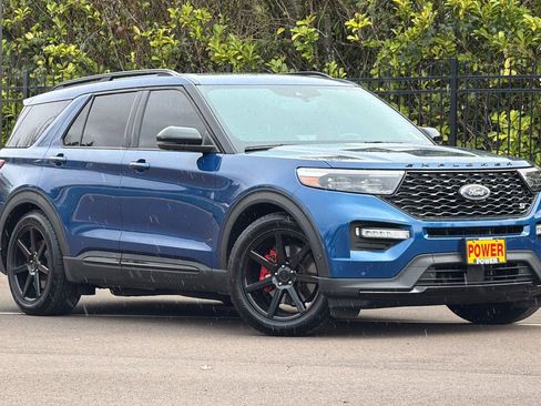 Used 2021 Ford Explorer ST w/ Equipment Group 401A image 2