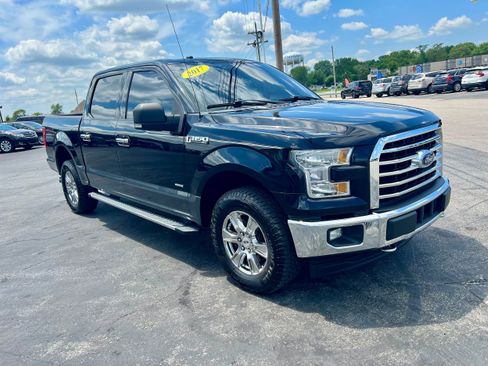 Used 2017 Ford F150 XLT w/ Equipment Group 302A Luxury AWD/4WD image 3