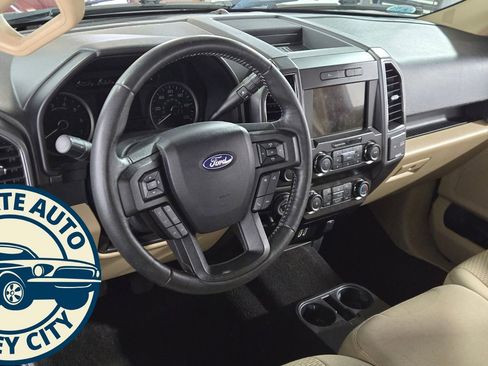 Used 2019 Ford F150 XLT w/ Equipment Group 302A Luxury image 13