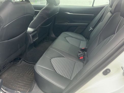 Used 2024 Toyota Camry SE w/ Convenience Package image 8