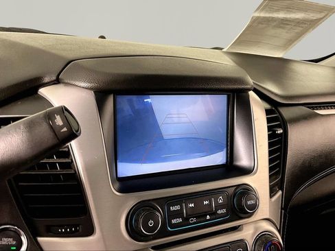 Used 2019 GMC Yukon XL SLT w/ Open Road Package RWD image 12