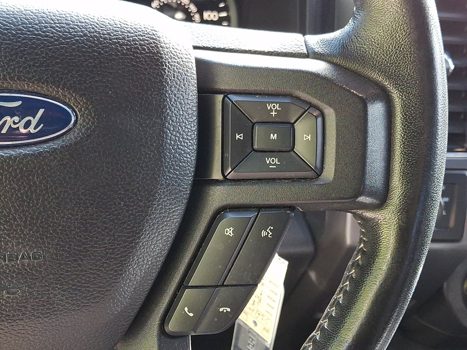 Used 2018 Ford F150 XLT w/ Equipment Group 302A Luxury AWD/4WD image 23