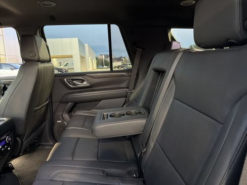 Used 2024 Chevrolet Tahoe LT RWD image 5