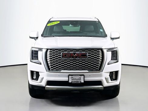 Used 2023 GMC Yukon Denali AWD/4WD image 2