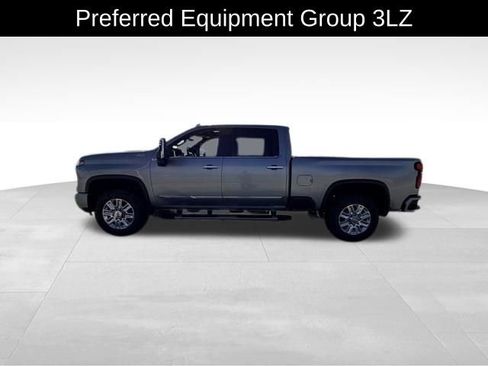Certified 2025 Chevrolet Silverado 3500 High Country w/ Technology Package image 4