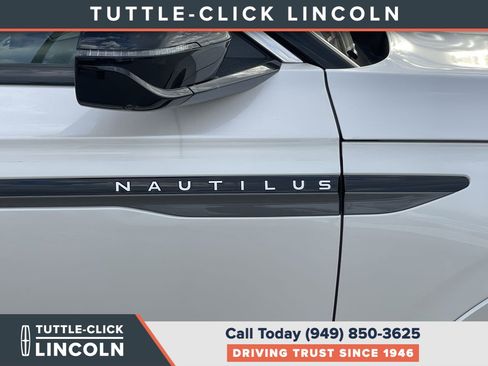 New 2026 Lincoln Nautilus Black Label w/ Jet Appearance Package image 8