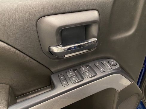 Used 2017 Chevrolet Silverado 2500 LT w/ LT Convenience Package image 25