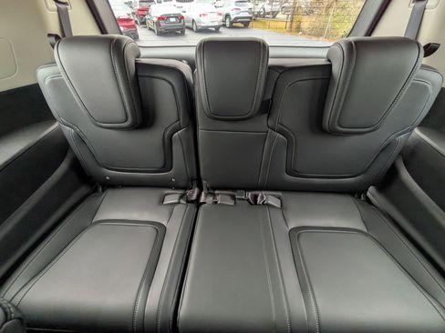 New 2026 Nissan Armada SV image 29