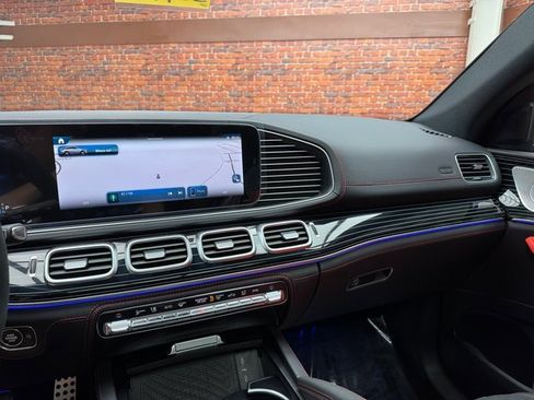 New 2025 Mercedes-Benz GLE 53 AMG 4MATIC Coupe image 17