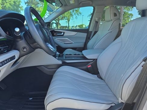 Certified 2025 Acura MDX SH-AWD w/ Advance Package image 10