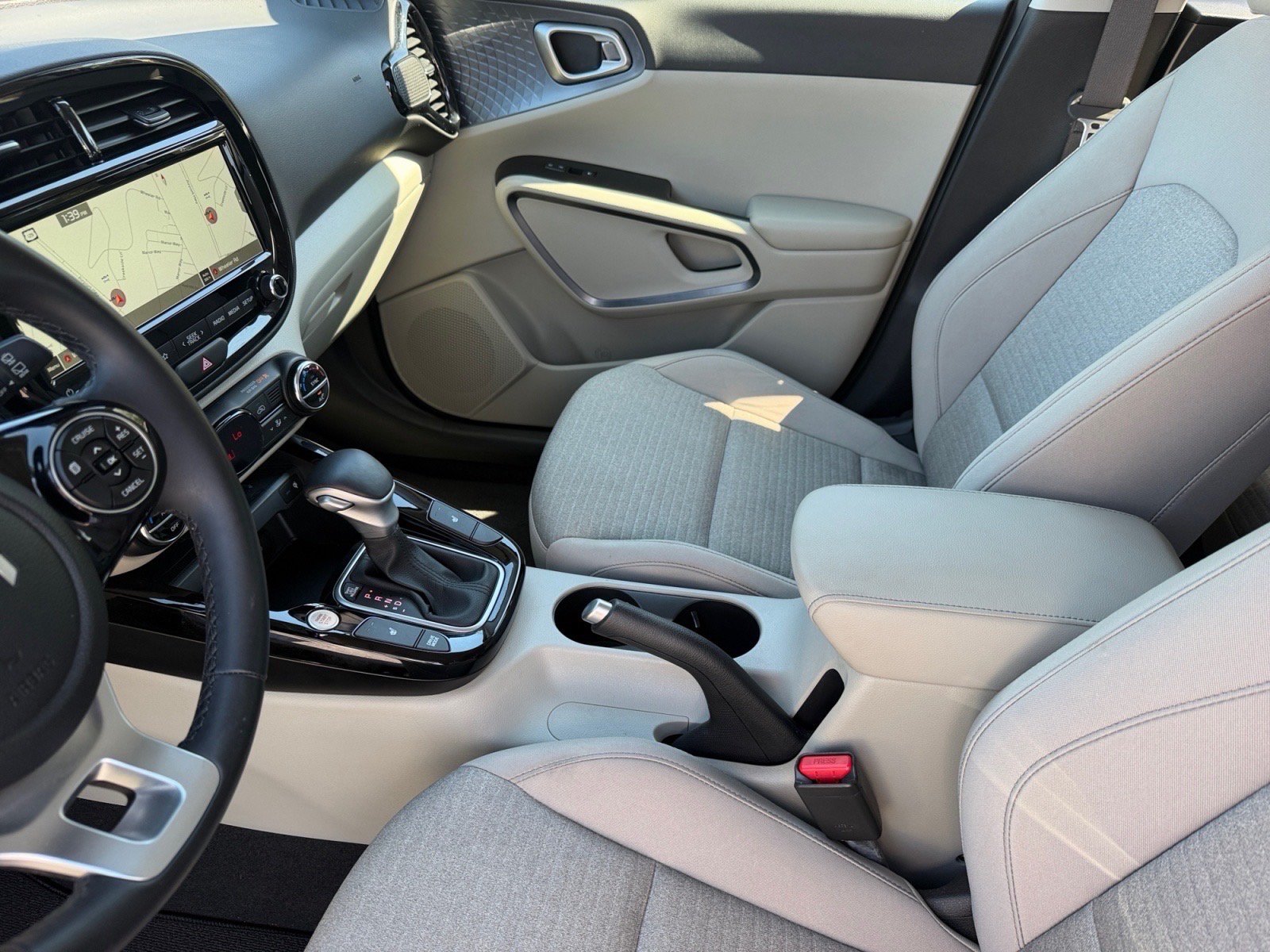 Used 2022 Kia Soul EX FWD image 12