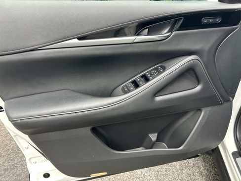Used 2023 INFINITI QX60 Pure AWD/4WD image 18