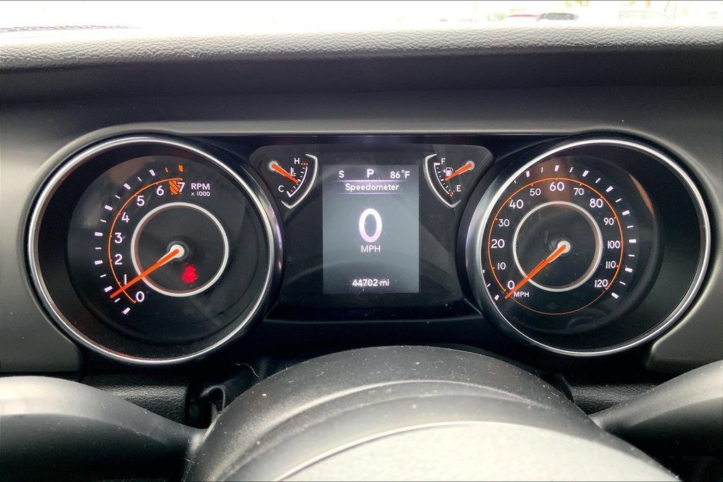 Used 2022 Jeep Gladiator Sport AWD/4WD image 20