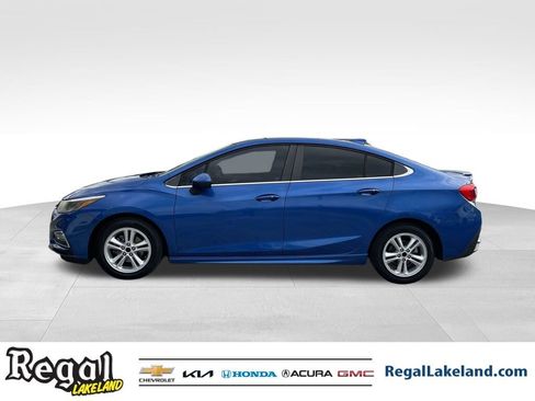 Used 2016 Chevrolet Cruze LT w/ Convenience Package image 5