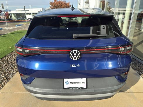 Used 2021 Volkswagen ID.4 Pro S w/ Gradient Package image 5