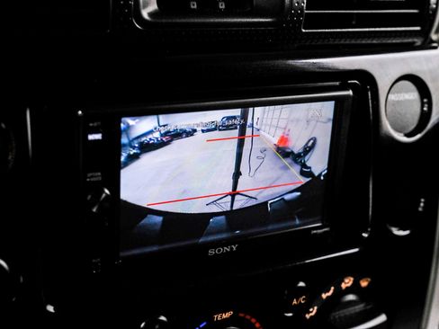 Used 2013 Toyota FJ Cruiser 4WD w/ Convenience Pkg image 26