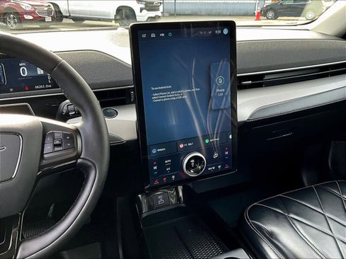 Used 2021 Ford Mustang Mach-E Select w/ Comfort/Technology Package image 18