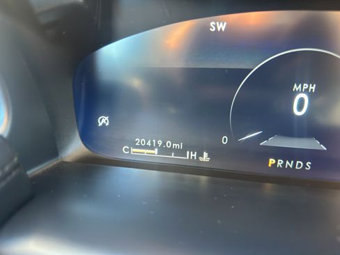 Used 2022 Lincoln Nautilus FWD w/ Premium Package image 21