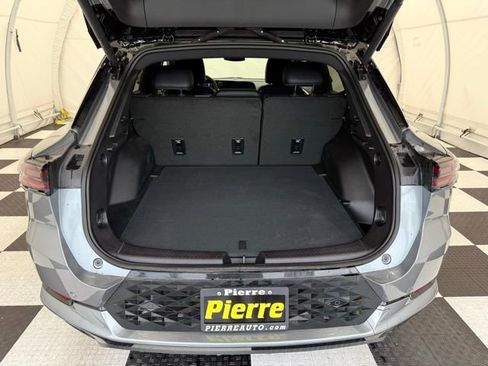 New 2026 Chevrolet Equinox EV RS image 5