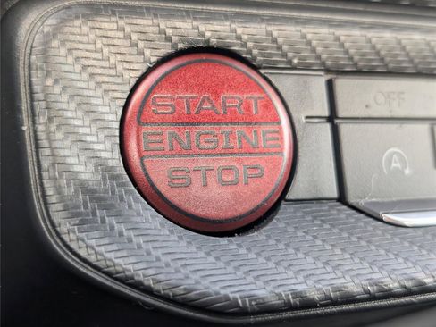 Used 2025 Ford Mustang Coupe image 20