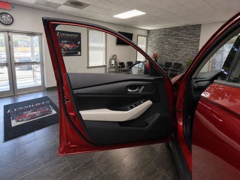 Used 2024 Honda Accord EX image 12