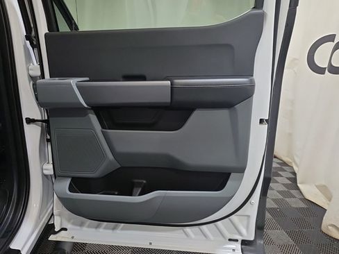 Used 2021 Ford F150 XLT w/ XTR Package image 15