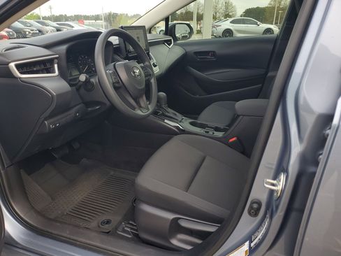Used 2025 Toyota Corolla LE w/ Convenience Package image 15