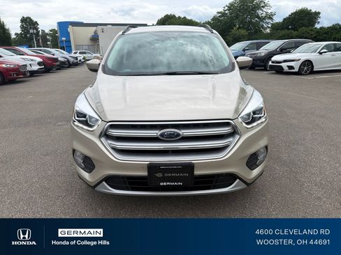 Used 2017 Ford Escape SE w/ Equipment Group 201A FWD image 7