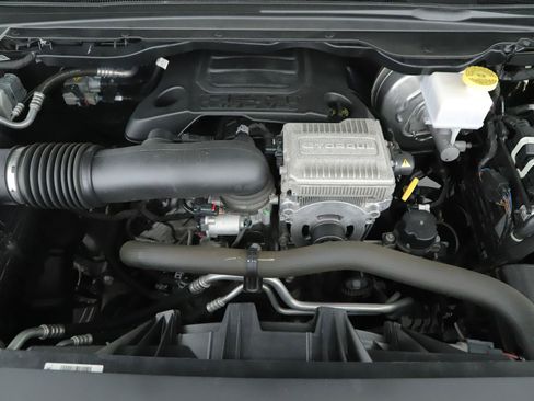 Used 2024 RAM 1500 Limited AWD/4WD image 21