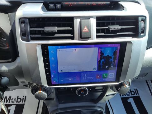 Used 2010 Toyota 4Runner SR5 AWD/4WD image 26