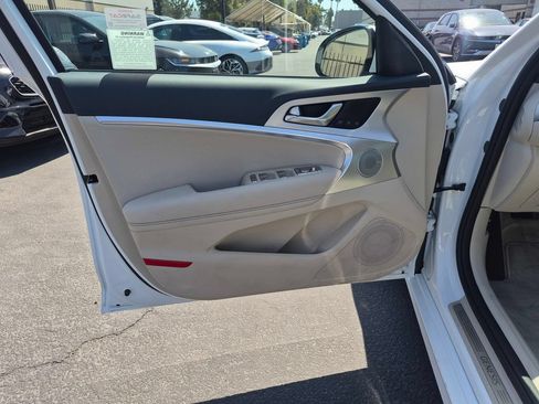 Used 2026 Genesis G70 2.5T Prestige RWD image 10
