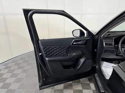 Used 2023 Mitsubishi Outlander SEL image 15