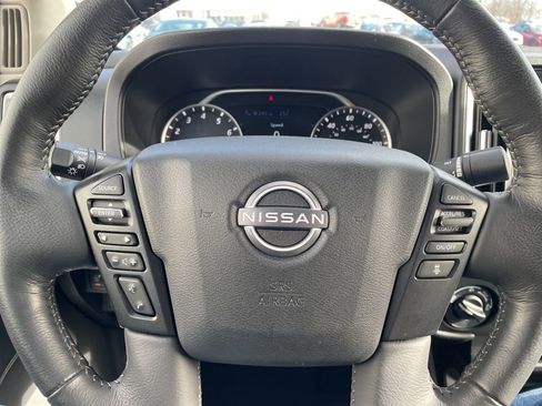 Used 2025 Nissan Frontier SV w/ SV Convenience Package image 26