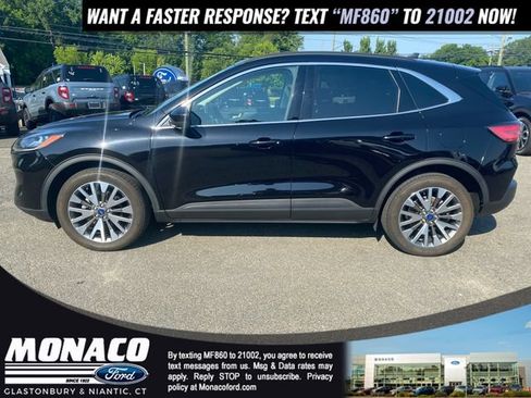 Certified 2022 Ford Escape Titanium w/ Class II Trailer Tow Package AWD/4WD image 5