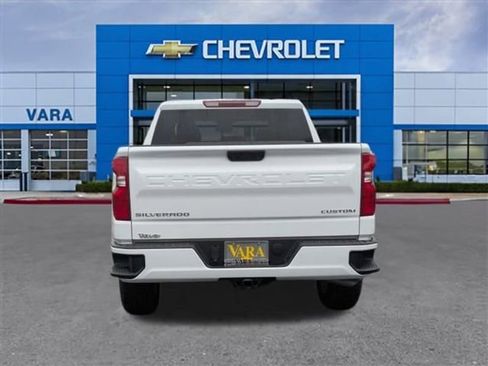 Certified 2025 Chevrolet Silverado 1500 Custom image 4