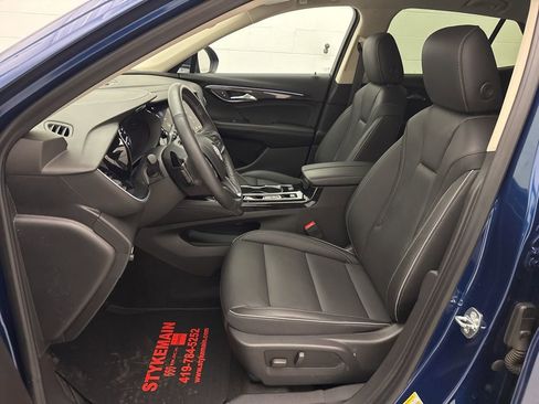 Used 2023 Buick Envision Essence image 23