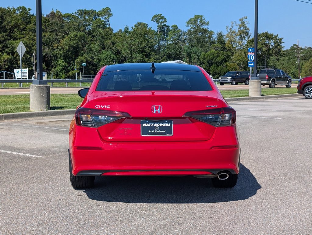Used 2025 Honda Civic Sport image 4